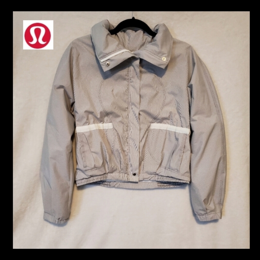BNWOT Devi Cropped Bomber Jacket w/ Packable Hood by Lululemon